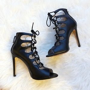 Zara Sz 37 Black Lace Up Leather Ankle Booties 6.5